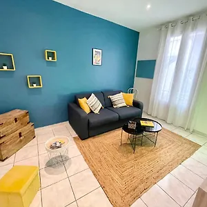 Appartement Joli Spacieux à 3 Min à Pied De La, Nice