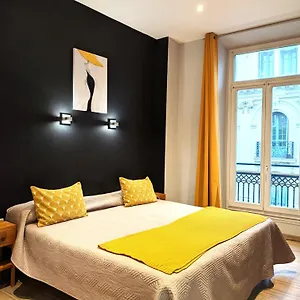 Hotel H33, Nicea